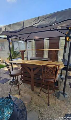 820 Durr, San Antonio, TX 78214