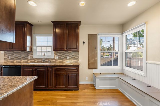 840 W Foothill, Glendora, CA 91741