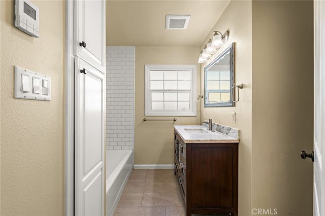 840 W Foothill, Glendora, CA 91741