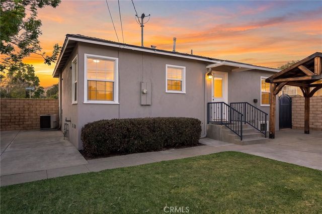 840 W Foothill, Glendora, CA 91741