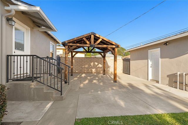 840 W Foothill, Glendora, CA 91741