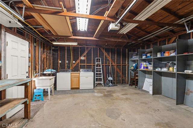 840 W Foothill, Glendora, CA 91741