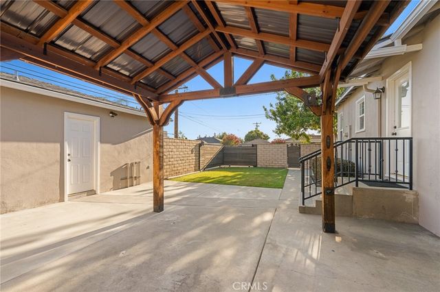 840 W Foothill, Glendora, CA 91741
