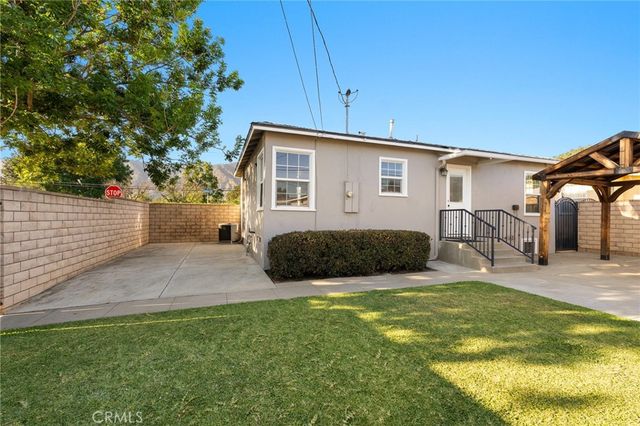 840 W Foothill, Glendora, CA 91741