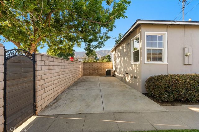 840 W Foothill, Glendora, CA 91741