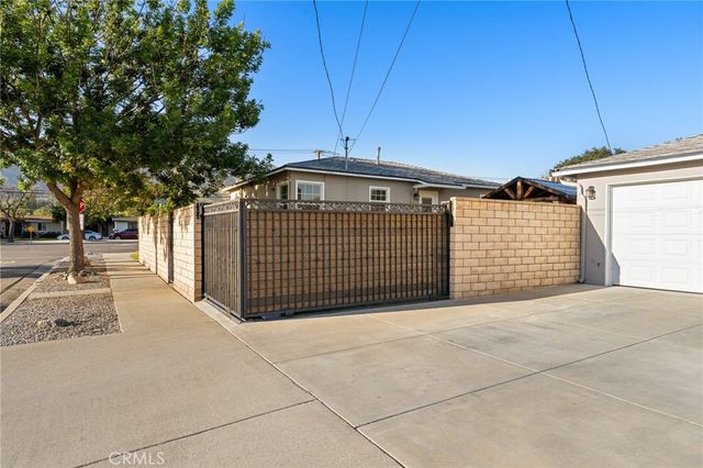 840 W Foothill, Glendora, CA 91741