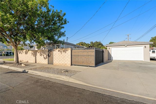 840 W Foothill, Glendora, CA 91741