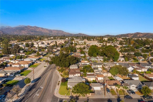 840 W Foothill, Glendora, CA 91741