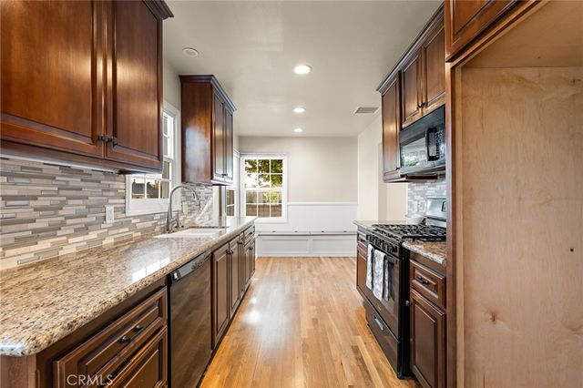 840 W Foothill, Glendora, CA 91741