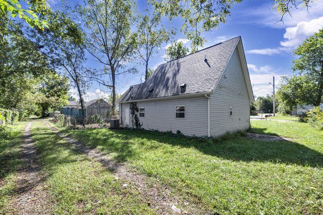 3626 4th Avenue, Urbancrest, OH 43123