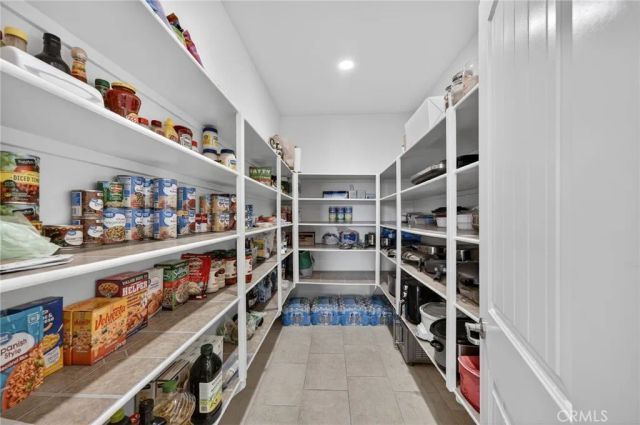 37688 River Oats, Murrieta, CA 92563