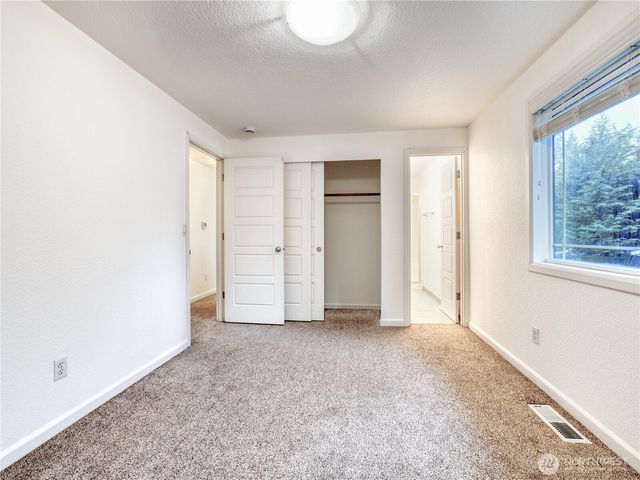 9707 159th Street Ct E, Puyallup, WA 98375