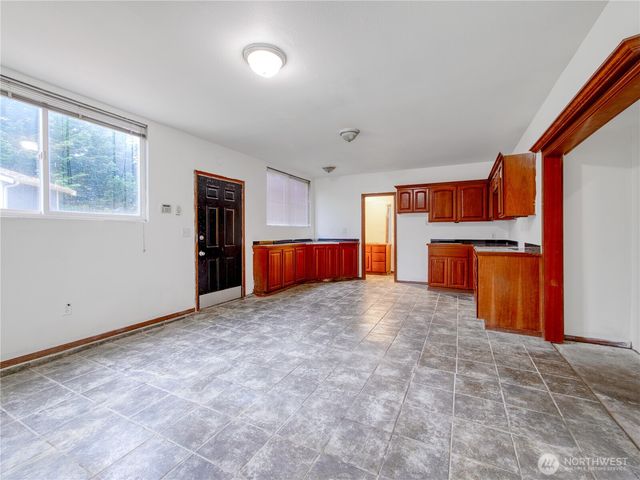 9707 159th Street Ct E, Puyallup, WA 98375