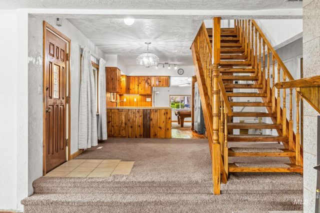 2015 Washington Ave, Caldwell, ID 83605