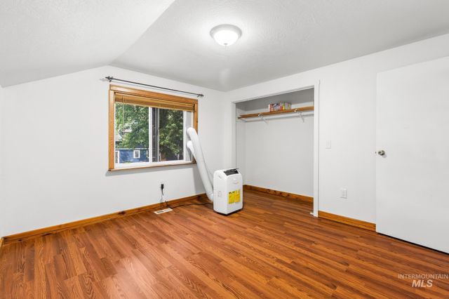 2015 Washington Ave, Caldwell, ID 83605