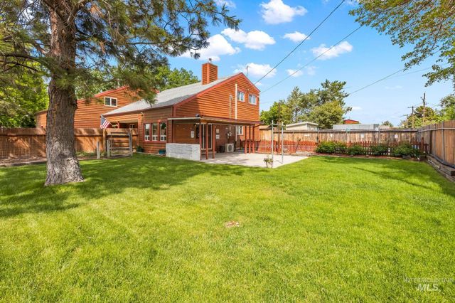 2015 Washington Ave, Caldwell, ID 83605