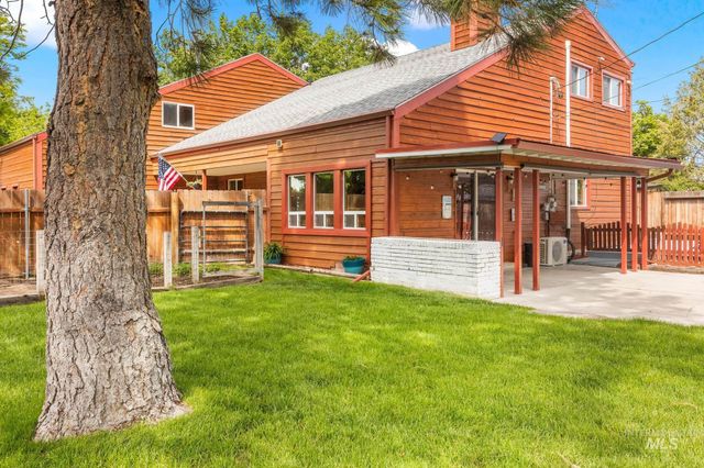 2015 Washington Ave, Caldwell, ID 83605