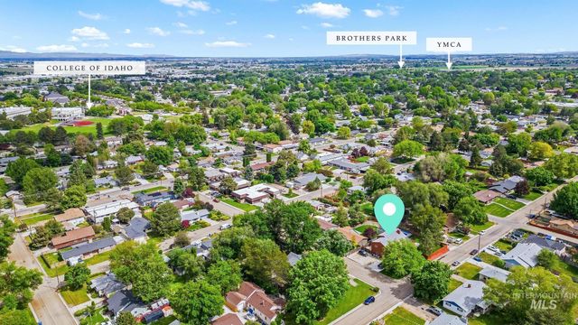 2015 Washington Ave, Caldwell, ID 83605