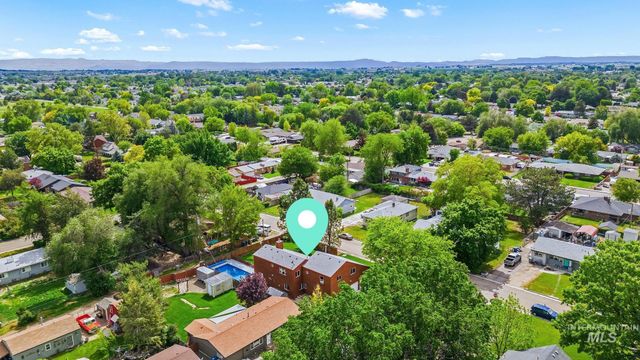 2015 Washington Ave, Caldwell, ID 83605