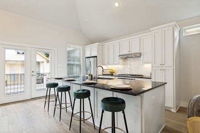 8117 Radnor Road, Dallas, TX 75231