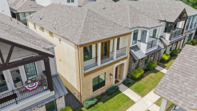 8117 Radnor Road, Dallas, TX 75231