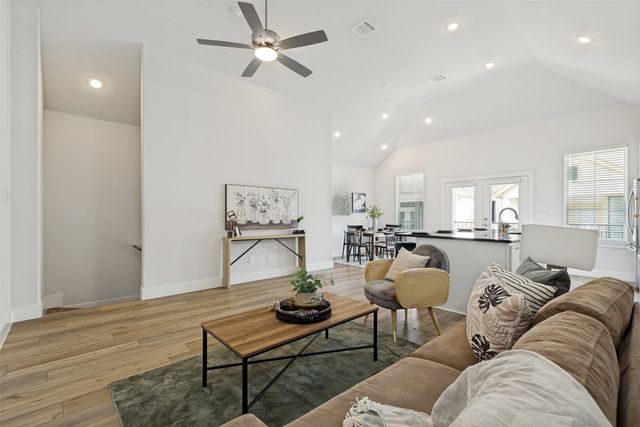 8117 Radnor Road, Dallas, TX 75231