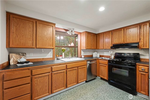19809 97th Avenue S, Renton, WA 98055