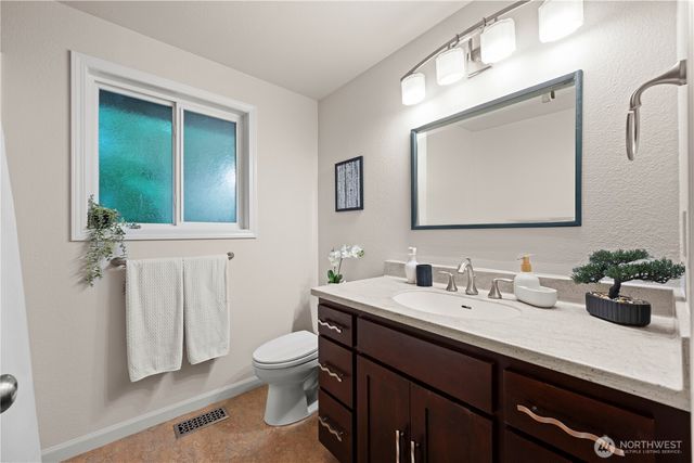 19809 97th Avenue S, Renton, WA 98055