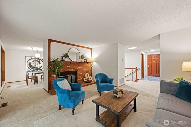19809 97th Avenue S, Renton, WA 98055