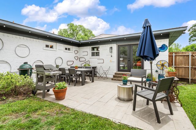 8852 Larchwood Drive, Dallas, TX 75238