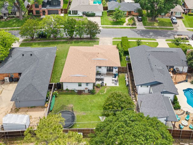 8852 Larchwood Drive, Dallas, TX 75238