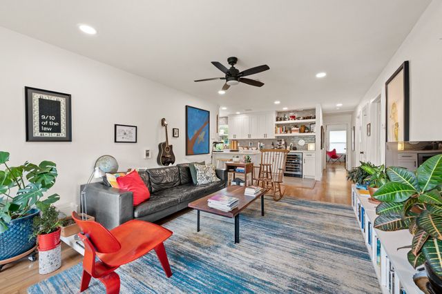 8852 Larchwood Drive, Dallas, TX 75238