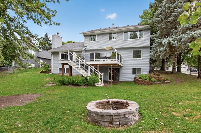 2347 Heath Avenue N, Oakdale, MN 55128