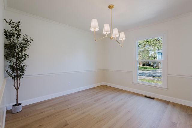 887 Jairus Drive, Lexington, KY 40515