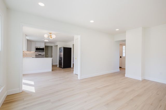 887 Jairus Drive, Lexington, KY 40515