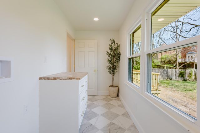 887 Jairus Drive, Lexington, KY 40515