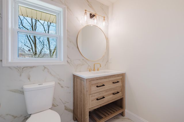 887 Jairus Drive, Lexington, KY 40515