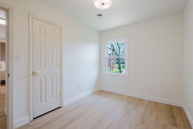 887 Jairus Drive, Lexington, KY 40515