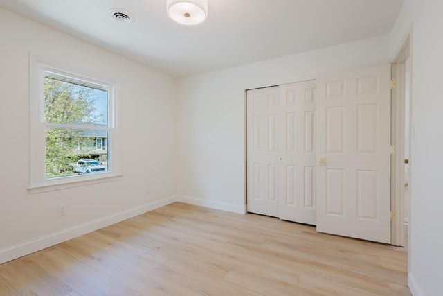 887 Jairus Drive, Lexington, KY 40515