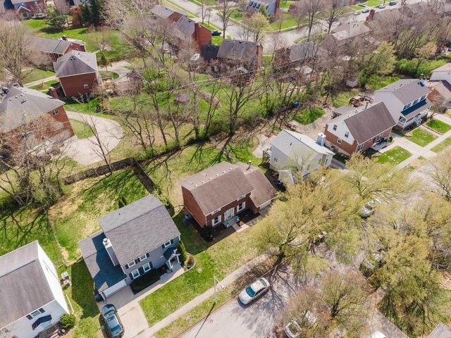 887 Jairus Drive, Lexington, KY 40515