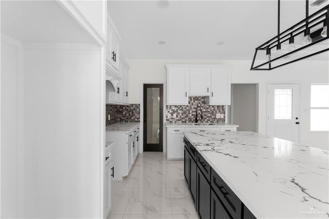 900 E 38th Street, San Juan, TX 78589