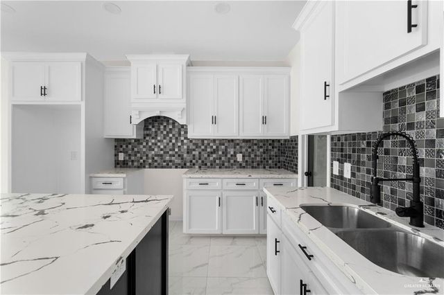 900 E 38th Street, San Juan, TX 78589