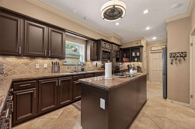 1807 Kingsmill Lane, Richmond, TX 77406