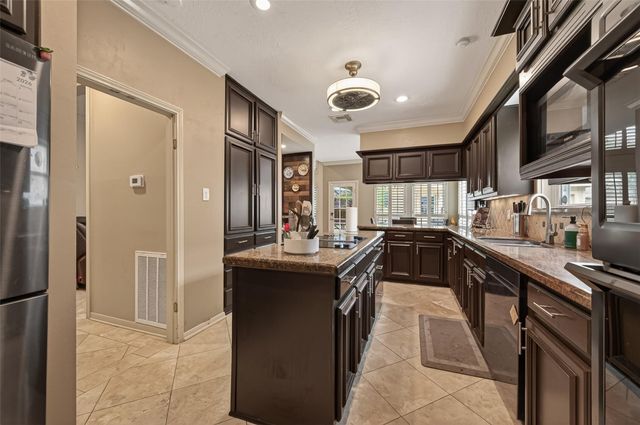 1807 Kingsmill Lane, Richmond, TX 77406