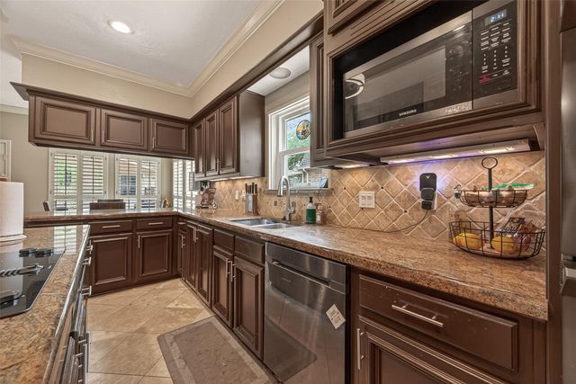 1807 Kingsmill Lane, Richmond, TX 77406