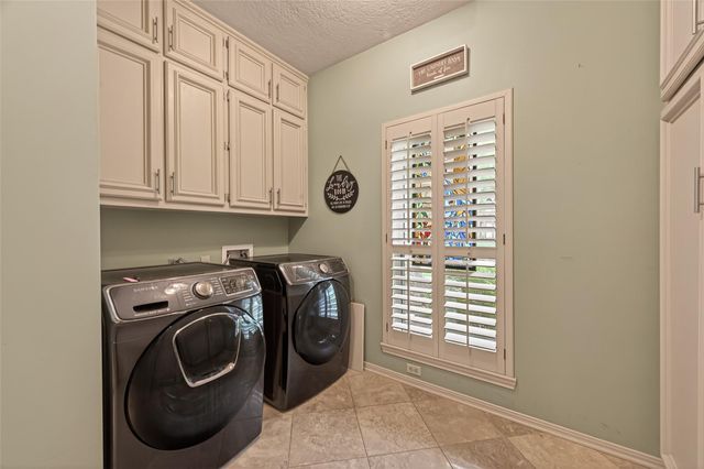 1807 Kingsmill Lane, Richmond, TX 77406