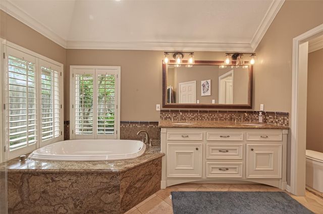 1807 Kingsmill Lane, Richmond, TX 77406