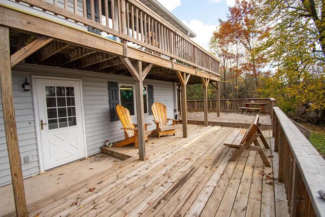 E516 Rustad ROAD, Iola, WI 54945