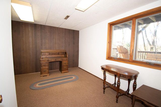 E516 Rustad ROAD, Iola, WI 54945