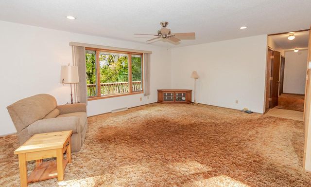 E516 Rustad ROAD, Iola, WI 54945